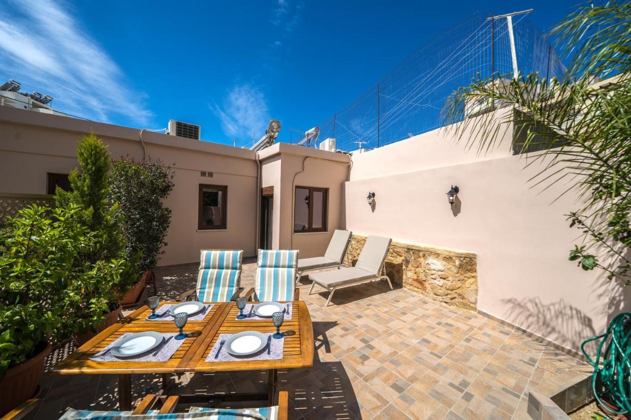 Iro City And Beach Boutique Homes Chania  Eksteriør billede
